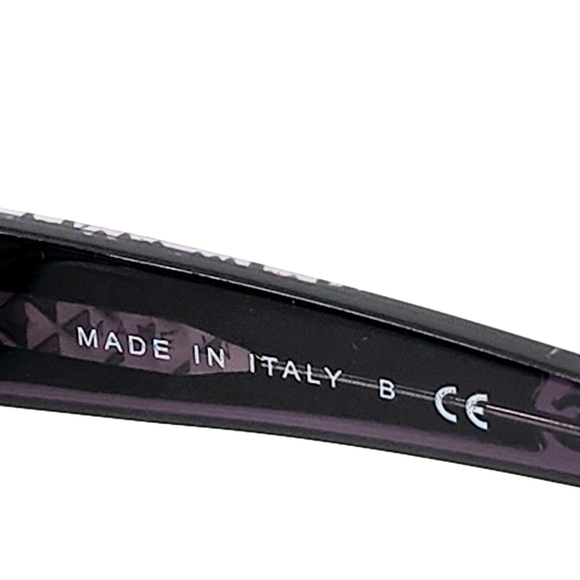 EUC Chanel Sunglasses Purple complete with box - Picture 5 of 6